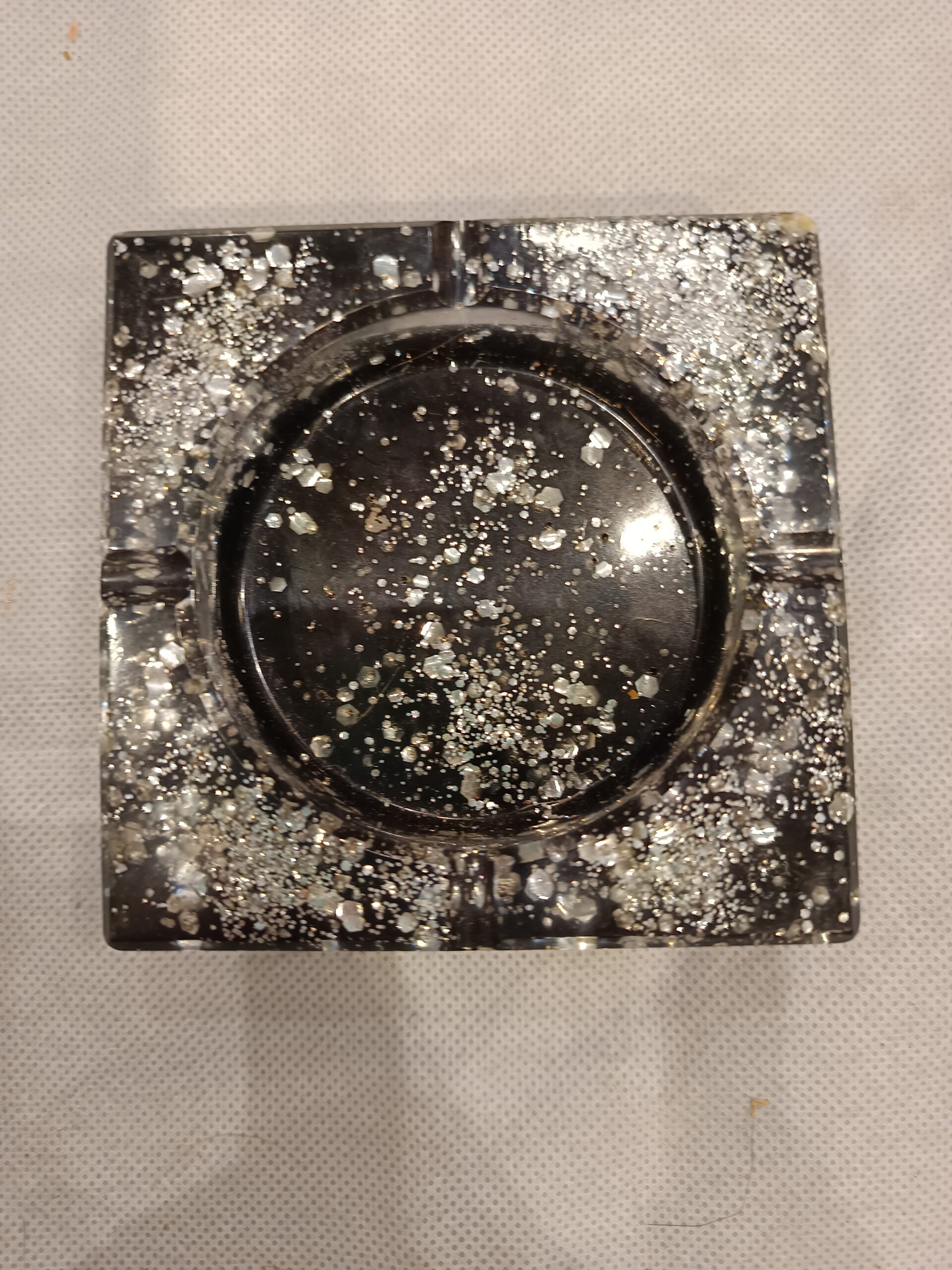 Cendrier carré noir et argent – Image 7
