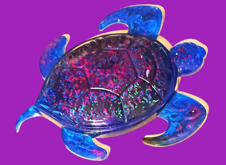 tortue fond violet 3-Photoroom
