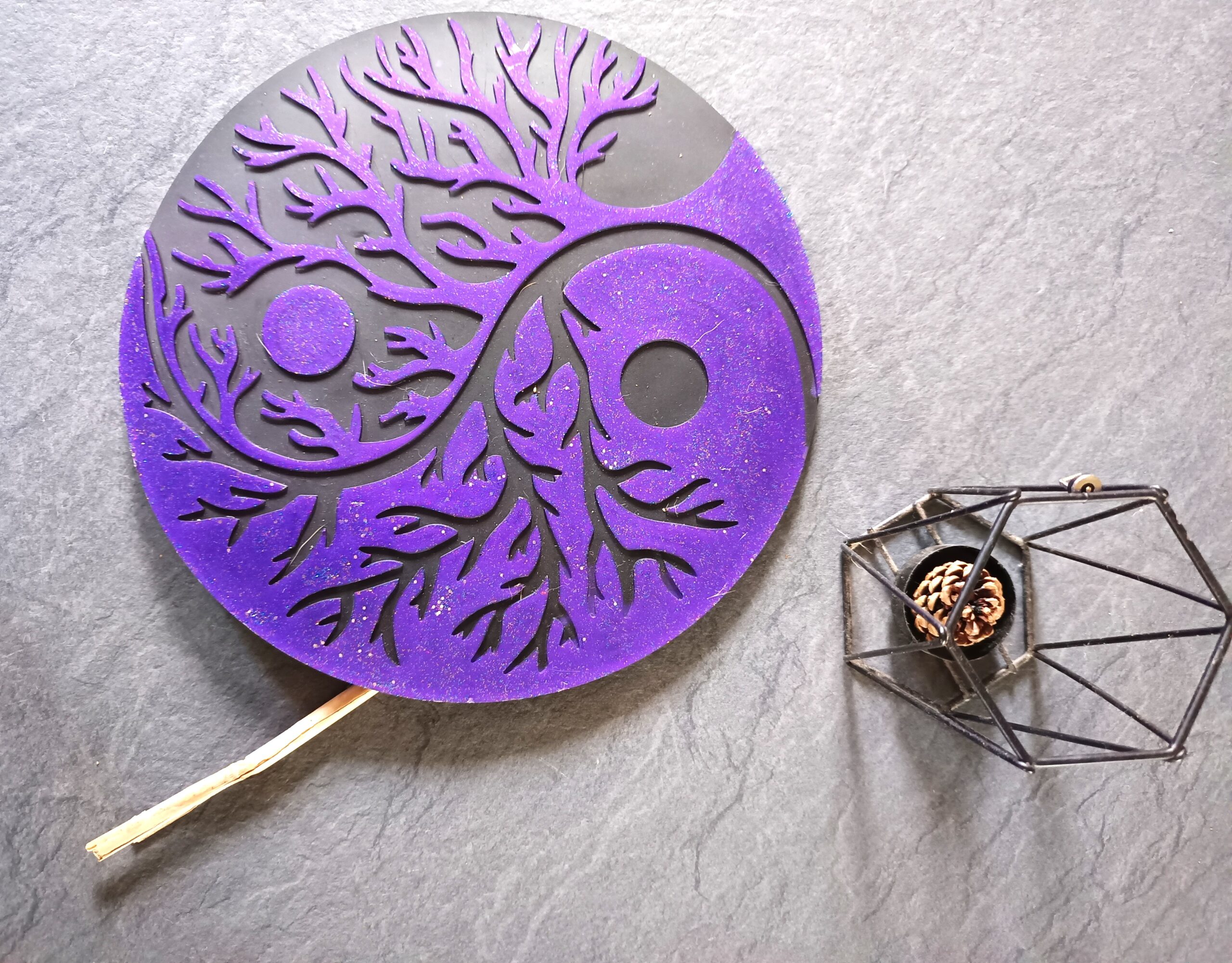 Cercle sacré Yin et Yang violet☯️